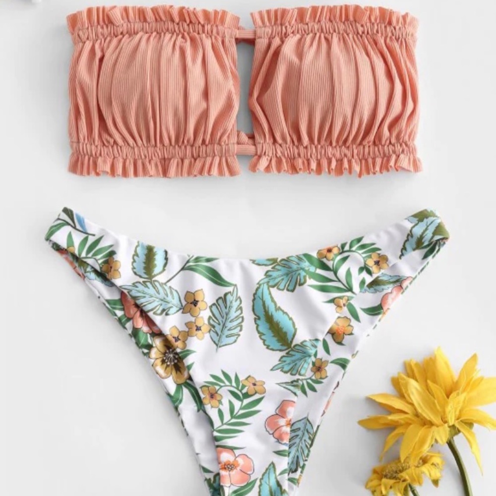 ✨NWT✨ Zaful Floral Ruched Bandeau Bikini Set